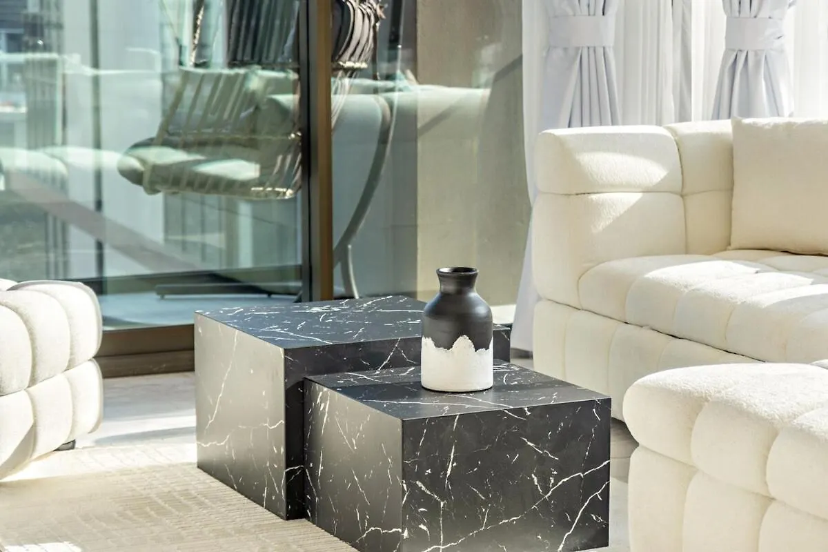 First Class 2Br Elegant Canal View Retreat Dubai 0*,  United Arab Emirates