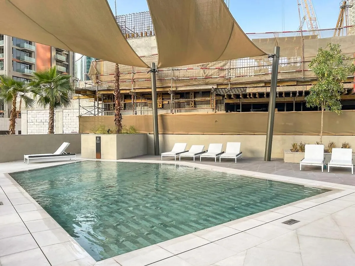First Class 2Br Elegant Canal View Retreat Dubai Apartment