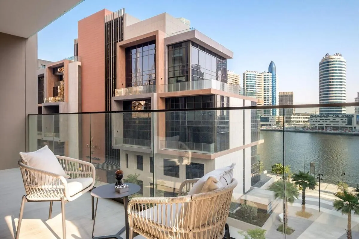 First Class 2Br Elegant Canal View Retreat Dubai 0*,