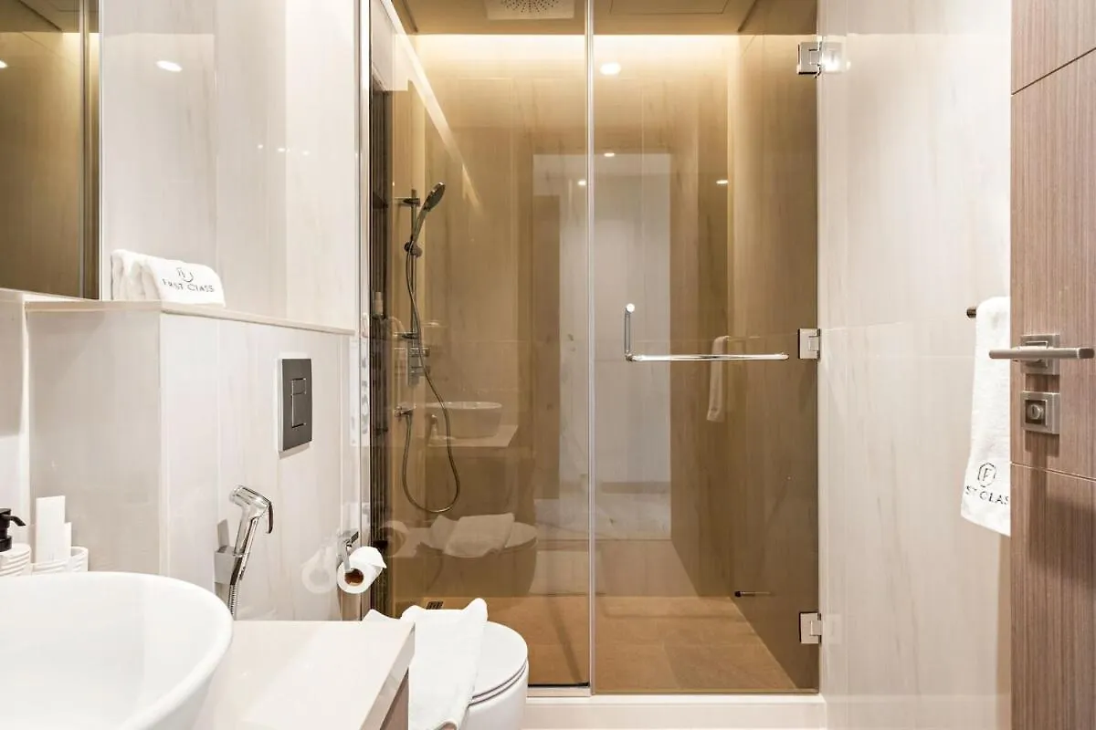 Apartment First Class 2Br Elegant Canal View Retreat Dubai